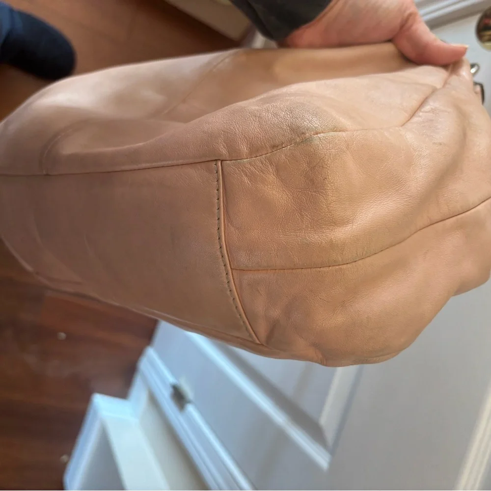 Coach SoHo Madison Lynn Enamel Buckle Hobo - Picture 9 of 16